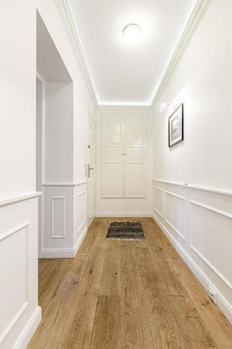 Central Wroclaw Apartment - City Center - Bright And Cozy - U11 外观 照片