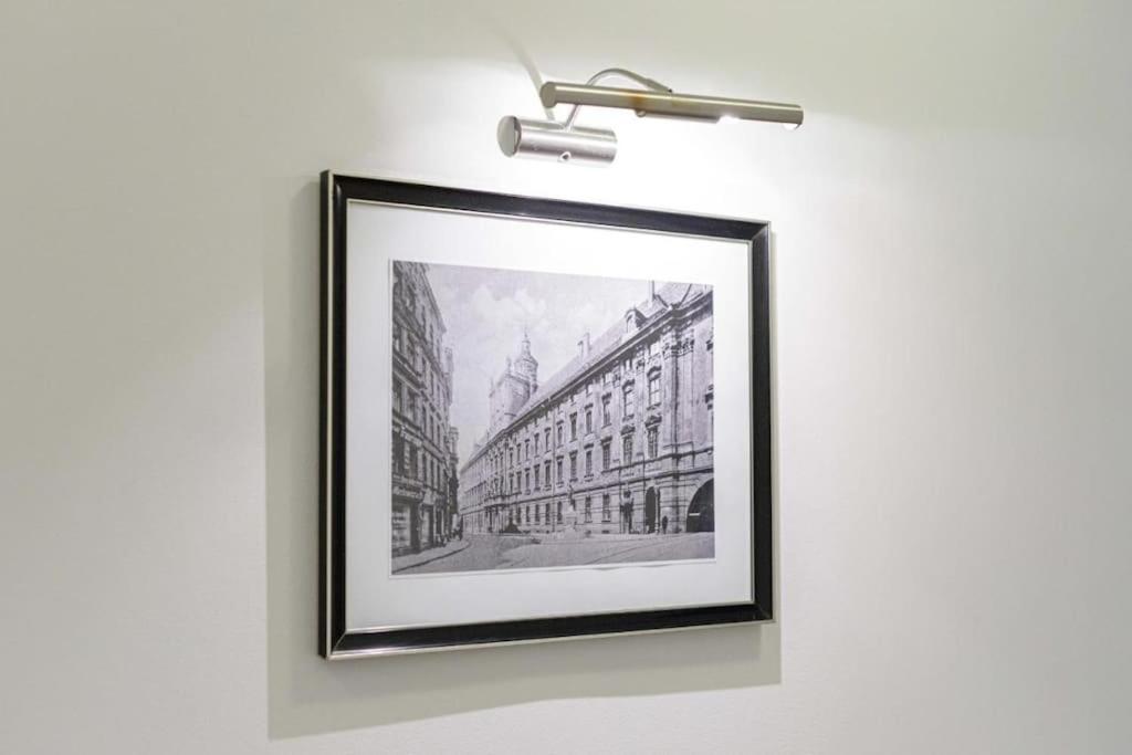 Central Wroclaw Apartment - City Center - Bright And Cozy - U11 外观 照片